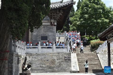 Wangwu Mountain! Discover Ancient Legends and Majestic Views